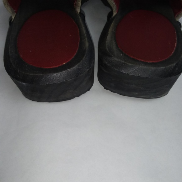 Burberry Distressed Fabric Wood Mules/Clogs 37/7 - Picture 5 of 8